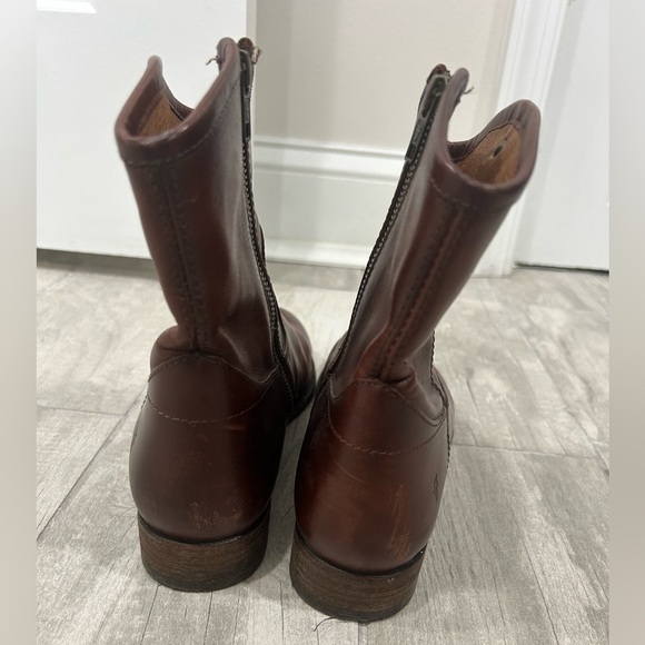 Frye Women's Melissa Button Short Boots in a dark brown - Picture 4 of 7